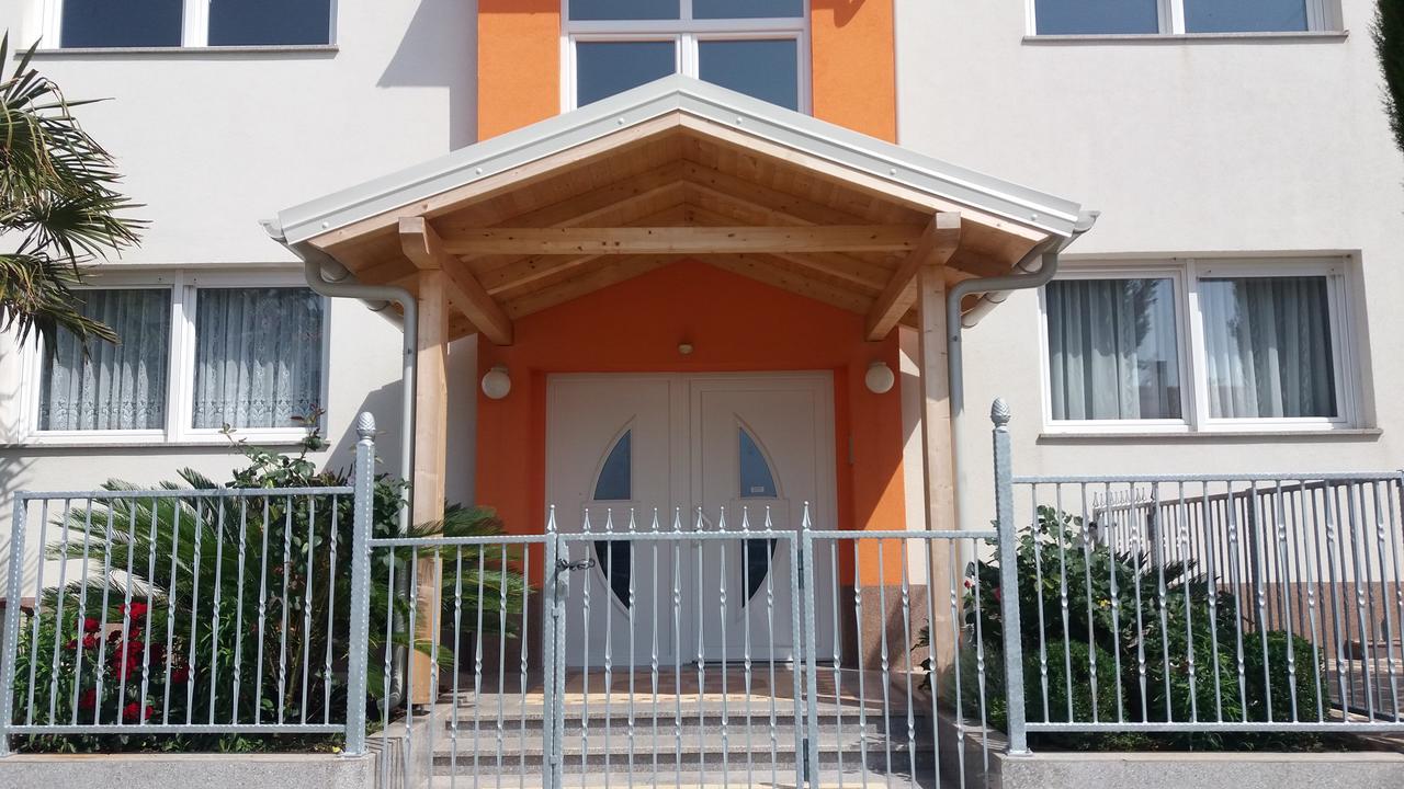 Bluegum Apartments Лижнян Экстерьер фото